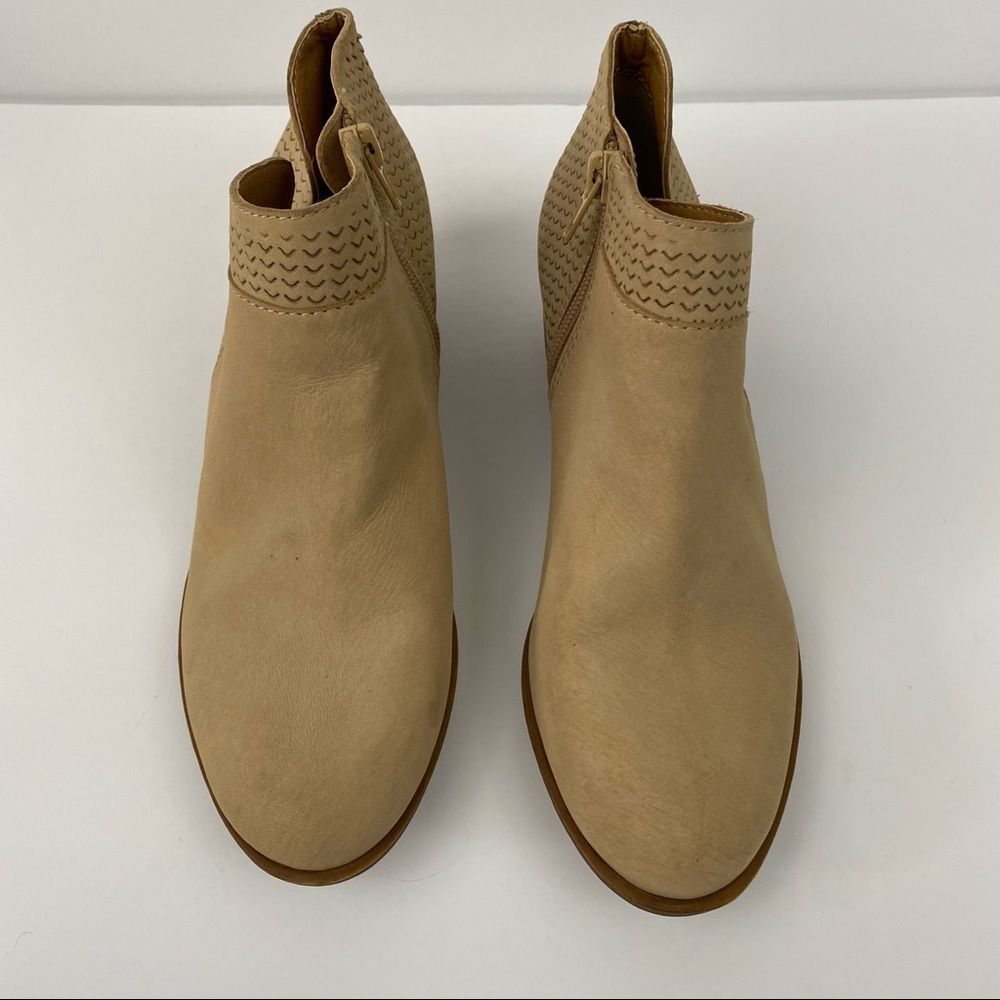Lucky Brand • Tan Ankle Booties - Picture 2 of 9
